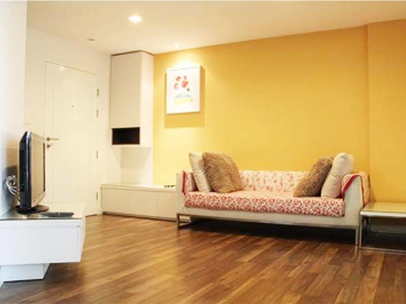 The Room @Sukhumvit79 Bangkok Exterior foto